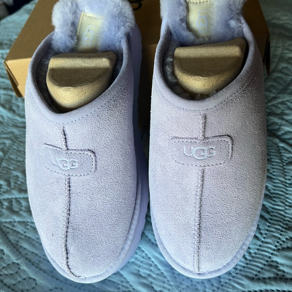 UGG Women’s Cozy Purple platform shoes
